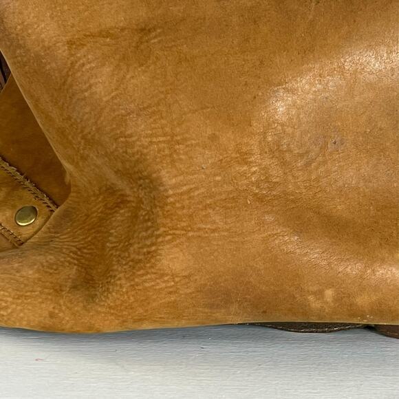 Unisex Brown Genuine Leather Crossbody Messenger Saddle Bag - Picture 5 of 16